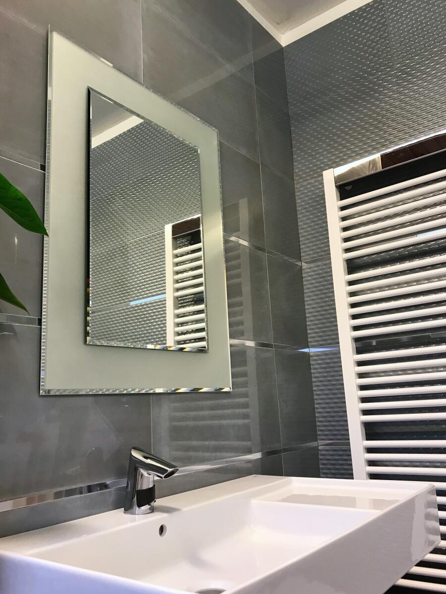 Zrcadlo 60 x 80 cm fazeta matný podklad SNOWQUEEN